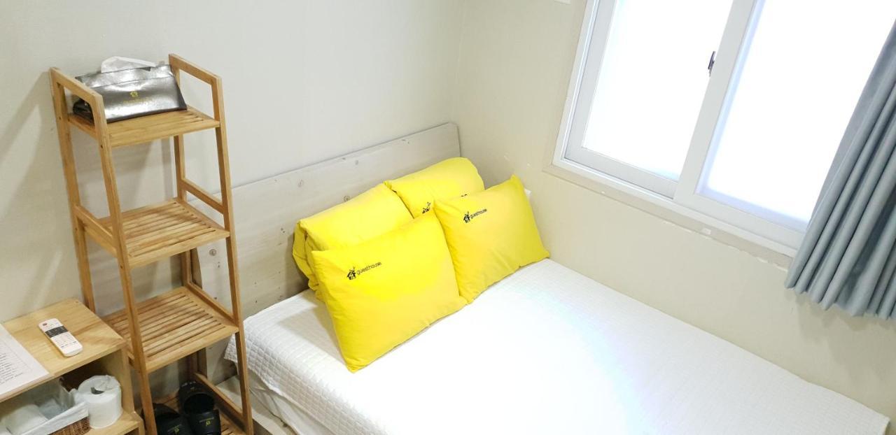 24 Guesthouse Insadong Seoul Exterior photo